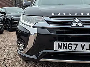Used 2017 Mitsubishi Outlander Top Spec Pearlescent Black - Interior and Exterior details 4