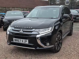 Used 2017 Mitsubishi Outlander Top Spec Pearlescent Black - Interior and Exterior details 5