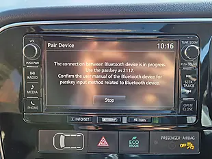 Used 2017 Mitsubishi Outlander White - Interior and Exterior details 20
