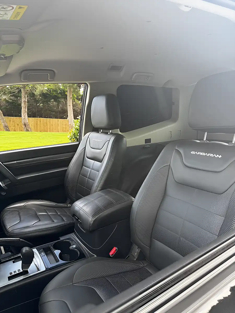 Used 2017 Mitsubishi Shogun Barbarian Black - Interior and Exterior details 11