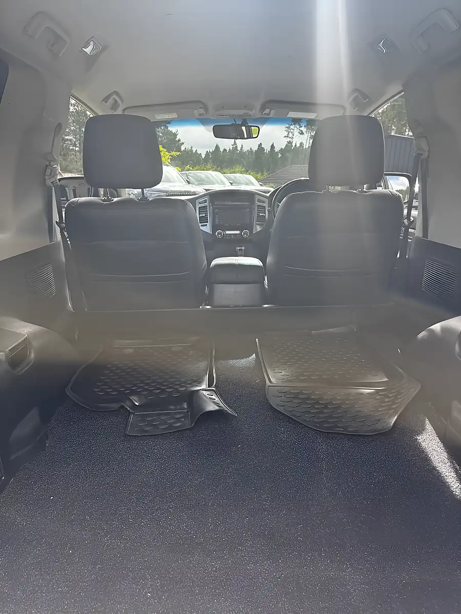 Used 2017 Mitsubishi Shogun Barbarian Black - Interior and Exterior details 14