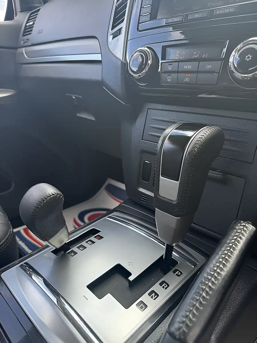 Used 2017 Mitsubishi Shogun Barbarian Black - Interior and Exterior details 16