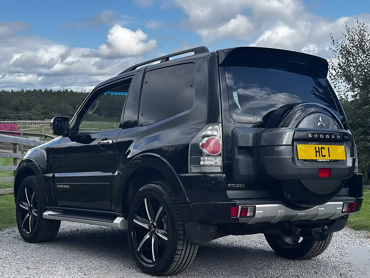 Used 2017 Mitsubishi Shogun Barbarian Black - Interior and Exterior details 4