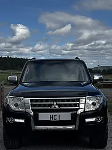 Used 2017 Mitsubishi Shogun Barbarian Black - Interior and Exterior details 8
