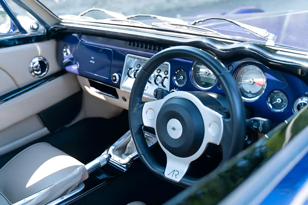 Used 2017 Morgan Aero Coupe Blue - Interior and Exterior details 3
