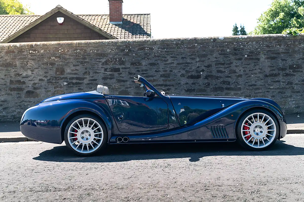 Used 2017 Morgan Aero Coupe Blue - Interior and Exterior details 5