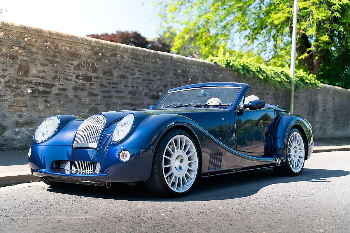 Used 2017 Morgan Aero Coupe Blue - Interior and Exterior details 6