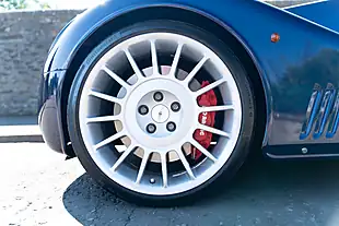 Used 2017 Morgan Aero Series 5 Blue - Interior and Exterior details 16