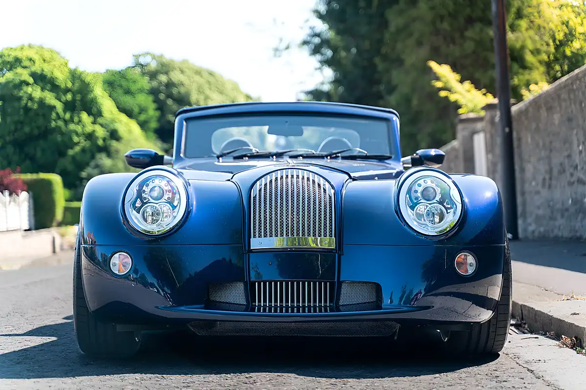 Used 2017 Morgan Aero Series 5 Blue - Interior and Exterior details 4