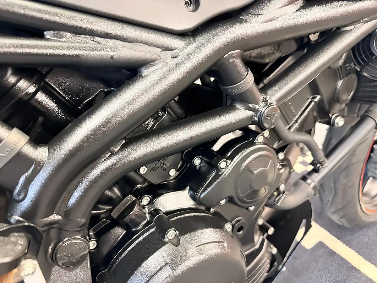 Used 2017 Moto Morini Granpasso 1200 - Interior and Exterior details 3