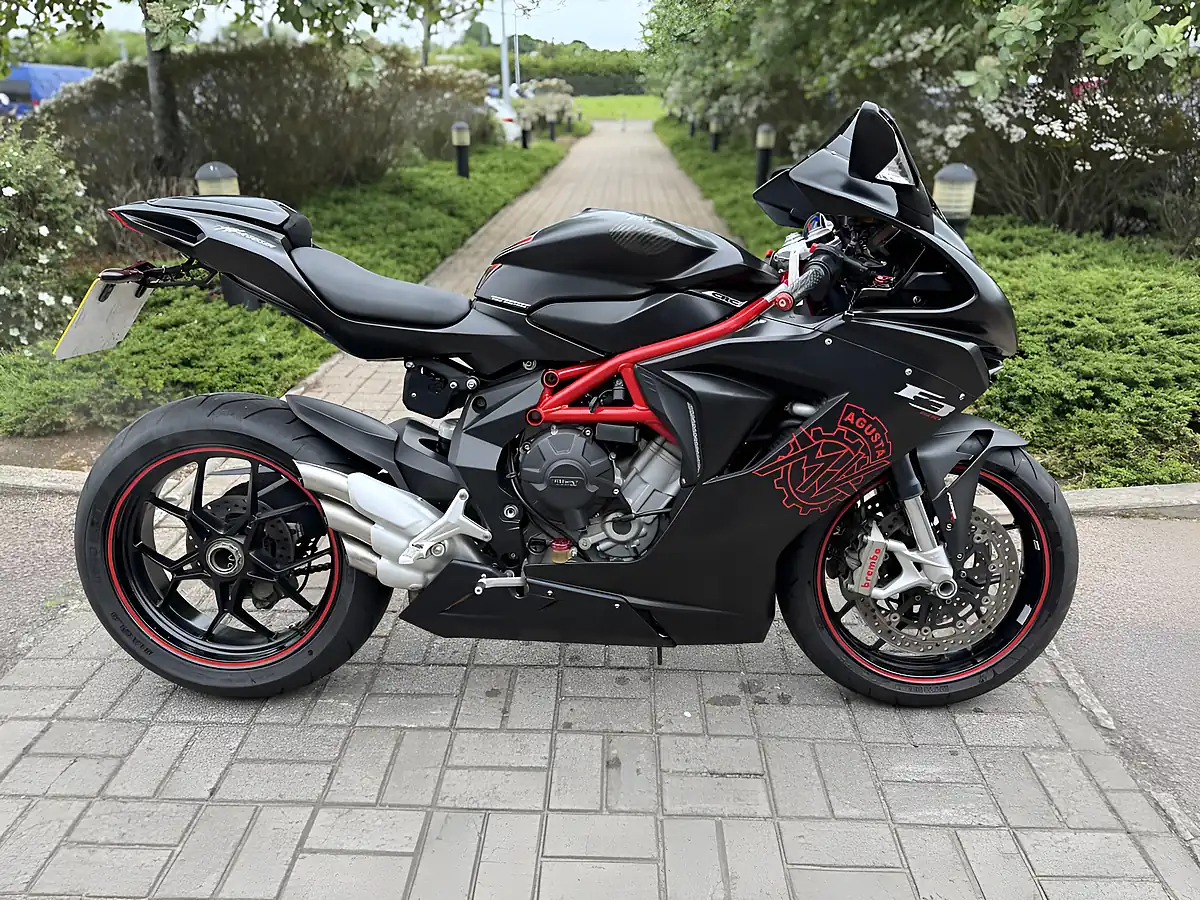 Used 2017 Mv Agusta F3 800 Red/Grey - Front View