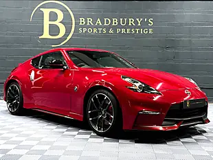Used 2017 Nissan 370 Z Nismo Red - Interior and Exterior details 7