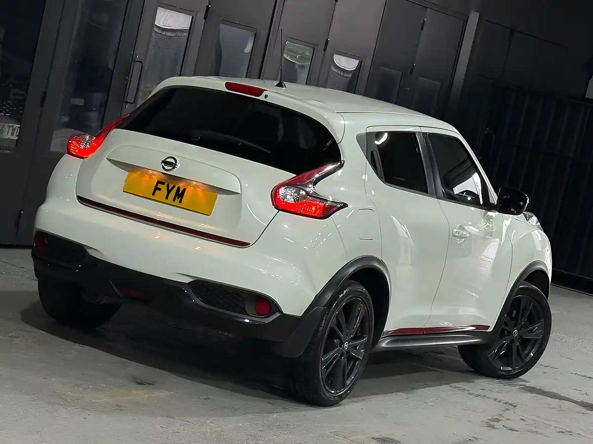 Used 2017 Nissan Juke Envy White - Interior and Exterior details 17