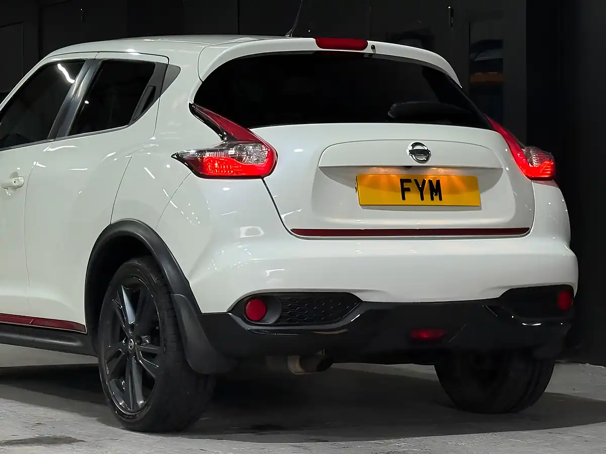 Used 2017 Nissan Juke Envy White - Interior and Exterior details 19