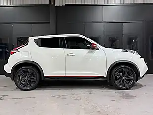 Used 2017 Nissan Juke Envy White - Interior and Exterior details 4