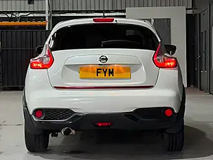 Used 2017 Nissan Juke Envy White - Interior and Exterior details 8