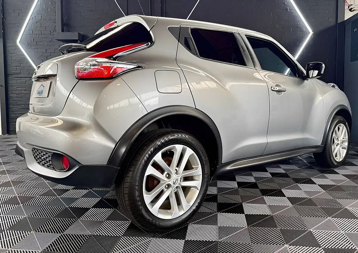 Used 2017 Nissan Juke N-Connecta Blade Silver - Interior and Exterior details 12