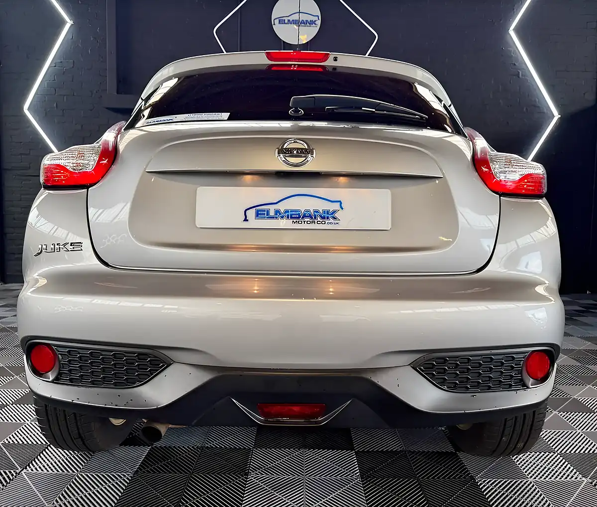 Used 2017 Nissan Juke N-Connecta Blade Silver - Interior and Exterior details 13