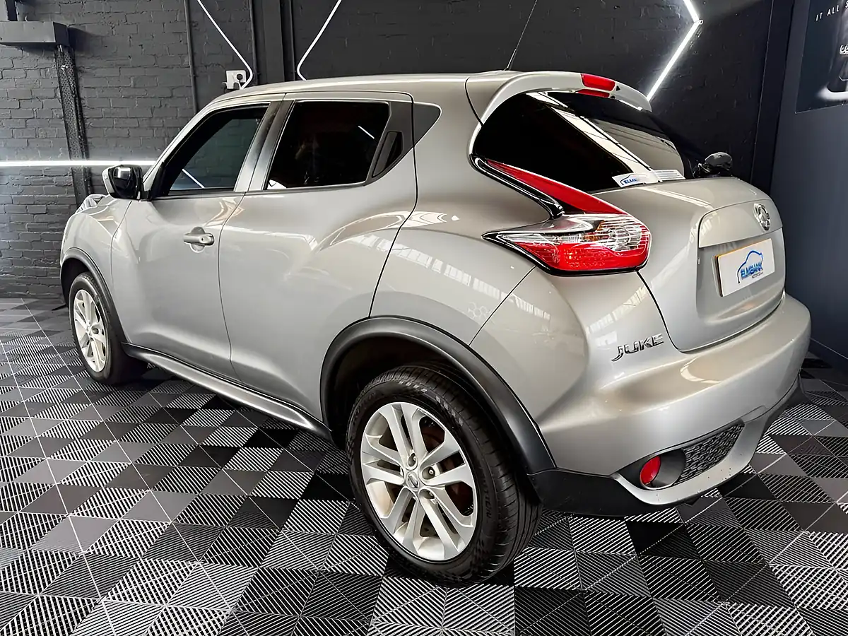 Used 2017 Nissan Juke N-Connecta Blade Silver - Interior and Exterior details 8