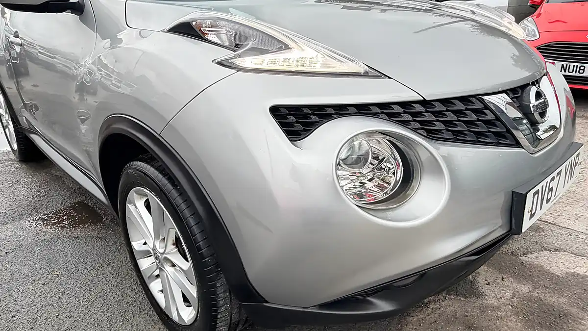 Used 2017 Nissan Juke N-Connecta Blade Silver - Interior and Exterior details 17