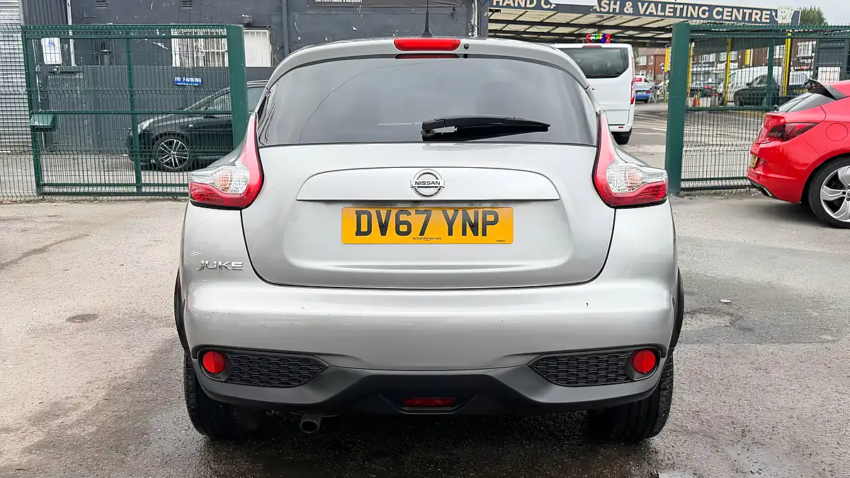 Used 2017 Nissan Juke N-Connecta Blade Silver - Interior and Exterior details 4