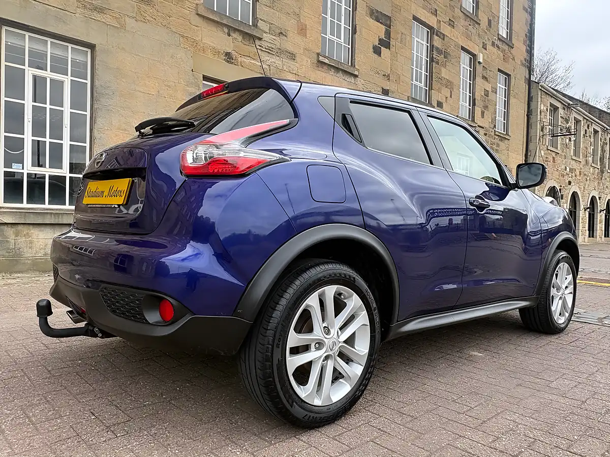 Used 2017 Nissan Juke N-Connecta Blue - Interior and Exterior details 15
