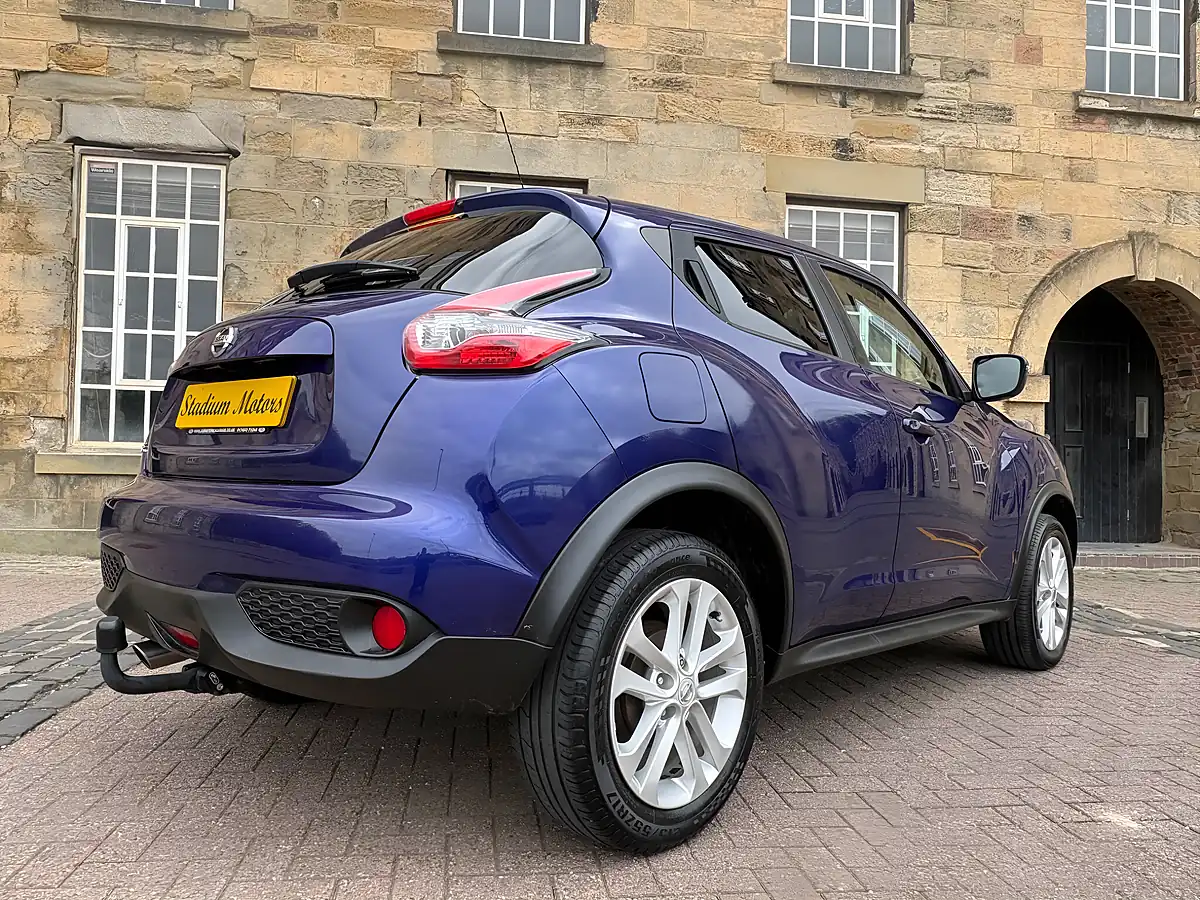 Used 2017 Nissan Juke N-Connecta Blue - Interior and Exterior details 16