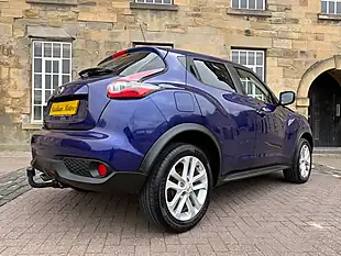 Used 2017 Nissan Juke N-Connecta Blue - Interior and Exterior details 17