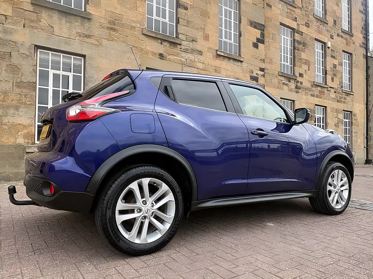 Used 2017 Nissan Juke N-Connecta Blue - Interior and Exterior details 20