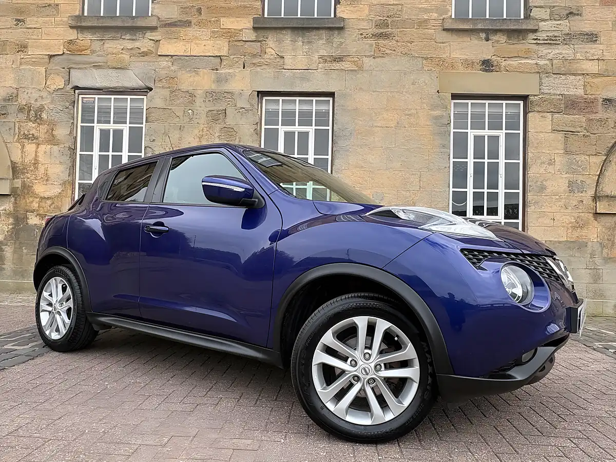 Used 2017 Nissan Juke N-Connecta Blue - Interior and Exterior details 7