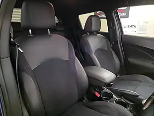 Used 2017 Nissan Juke N-Connecta Blue - Interior and Exterior details 12