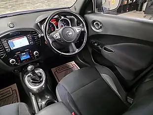 Used 2017 Nissan Juke N-Connecta Blue - Interior and Exterior details 14