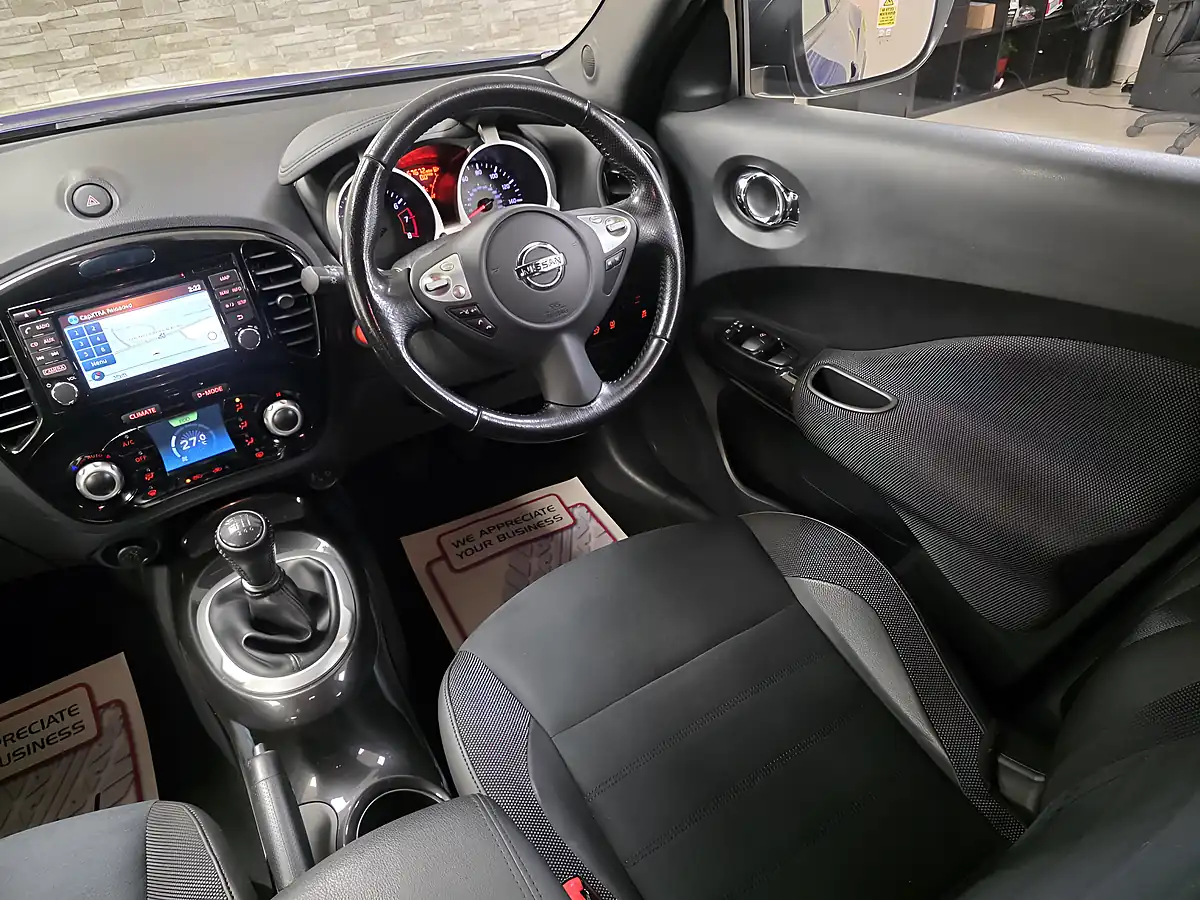Used 2017 Nissan Juke N-Connecta Blue - Interior and Exterior details 14