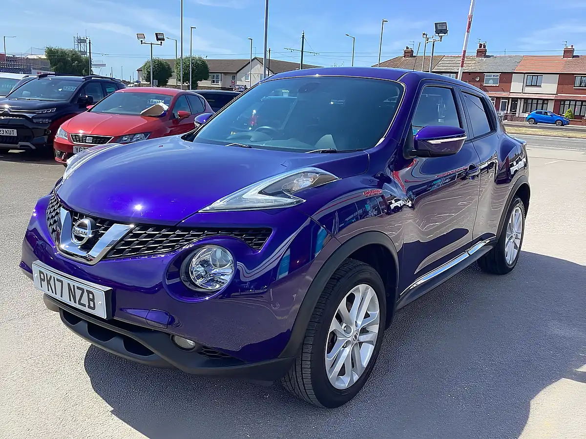 Used 2017 Nissan Juke N-Connecta Blue - Interior and Exterior details 3