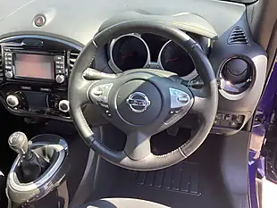 Used 2017 Nissan Juke N-Connecta Blue - Interior and Exterior details 7