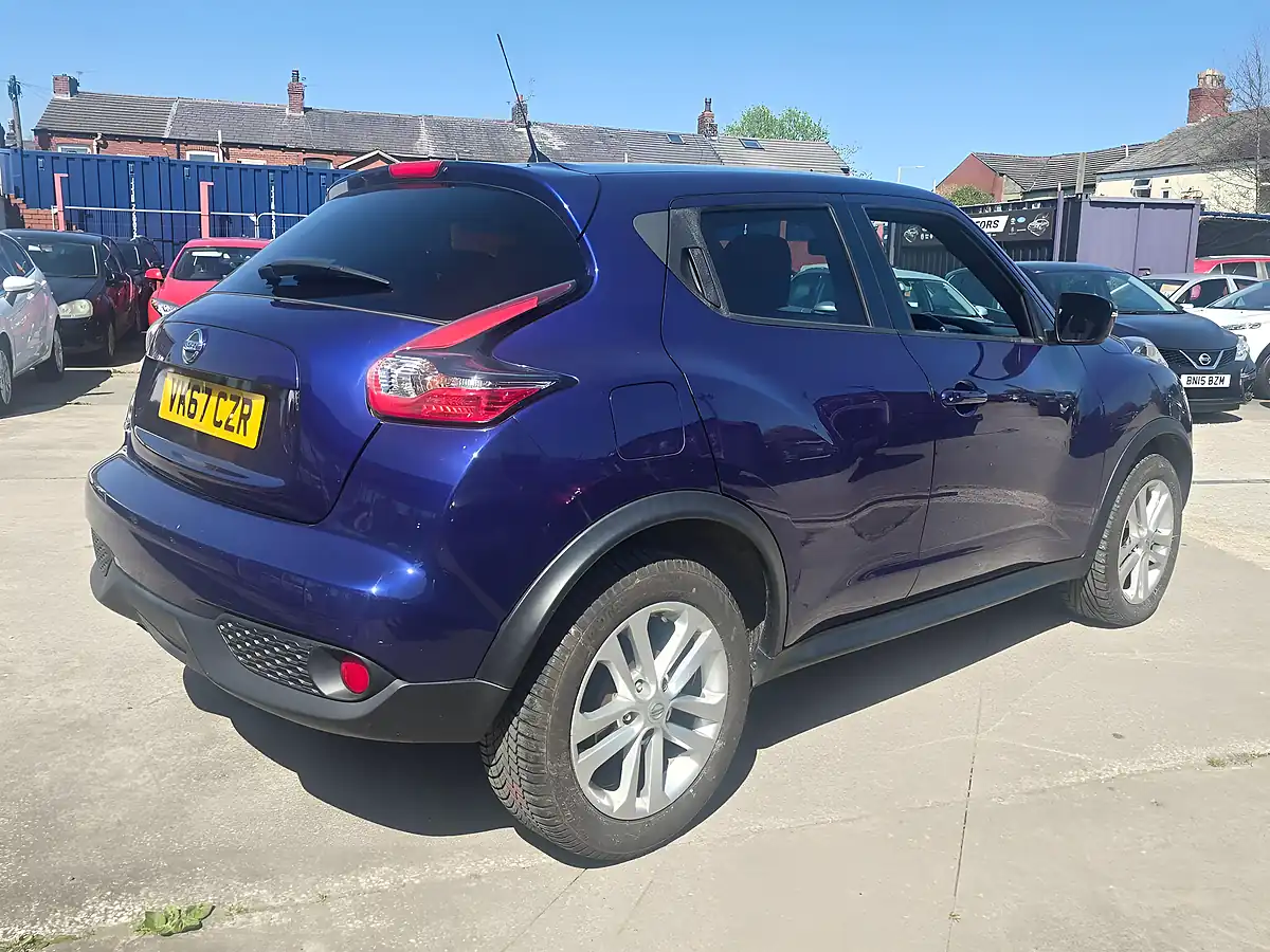 Used 2017 Nissan Juke N-Connecta Blue - Interior and Exterior details 7