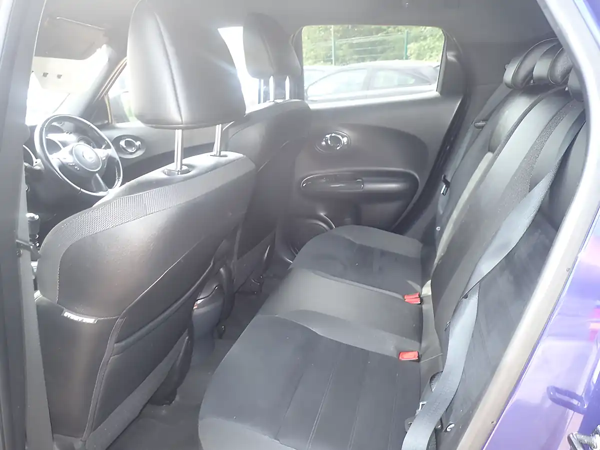 Used 2017 Nissan Juke N-Connecta Blue - Interior and Exterior details 13