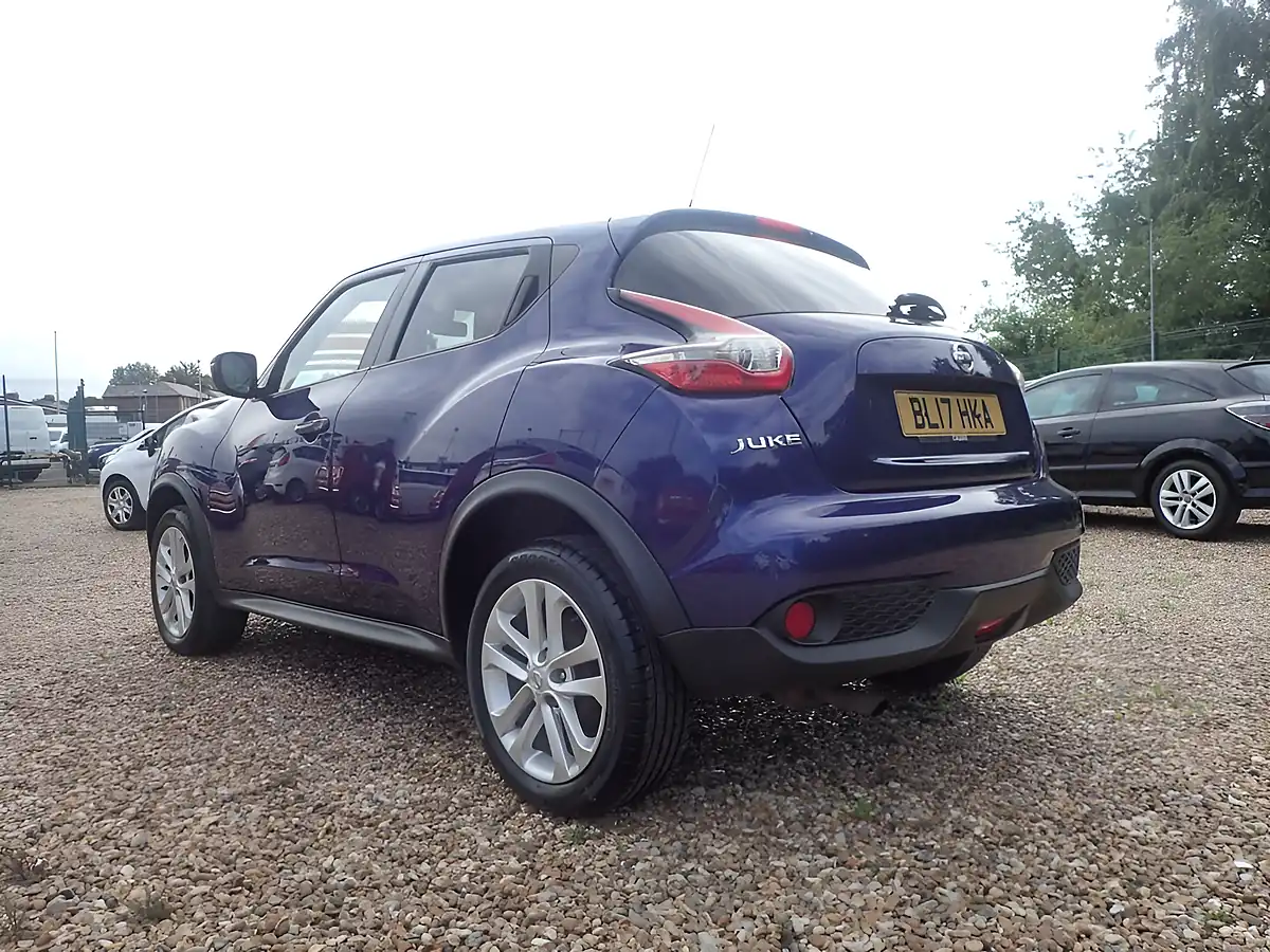 Used 2017 Nissan Juke N-Connecta Blue - Interior and Exterior details 18