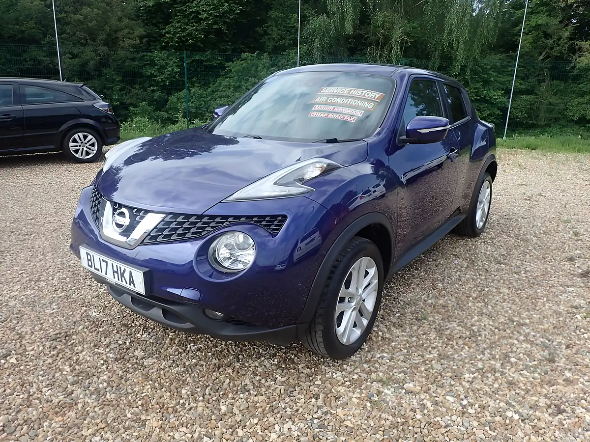 Used 2017 Nissan Juke N-Connecta Blue - Interior and Exterior details 3