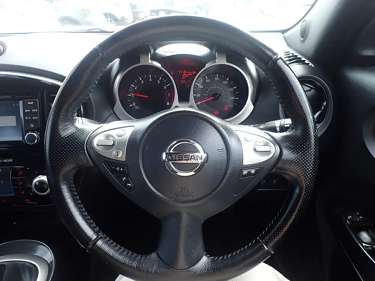 Used 2017 Nissan Juke N-Connecta Blue - Interior and Exterior details 7