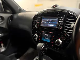 Used 2017 Nissan Juke N-Connecta Blue - Interior and Exterior details 14