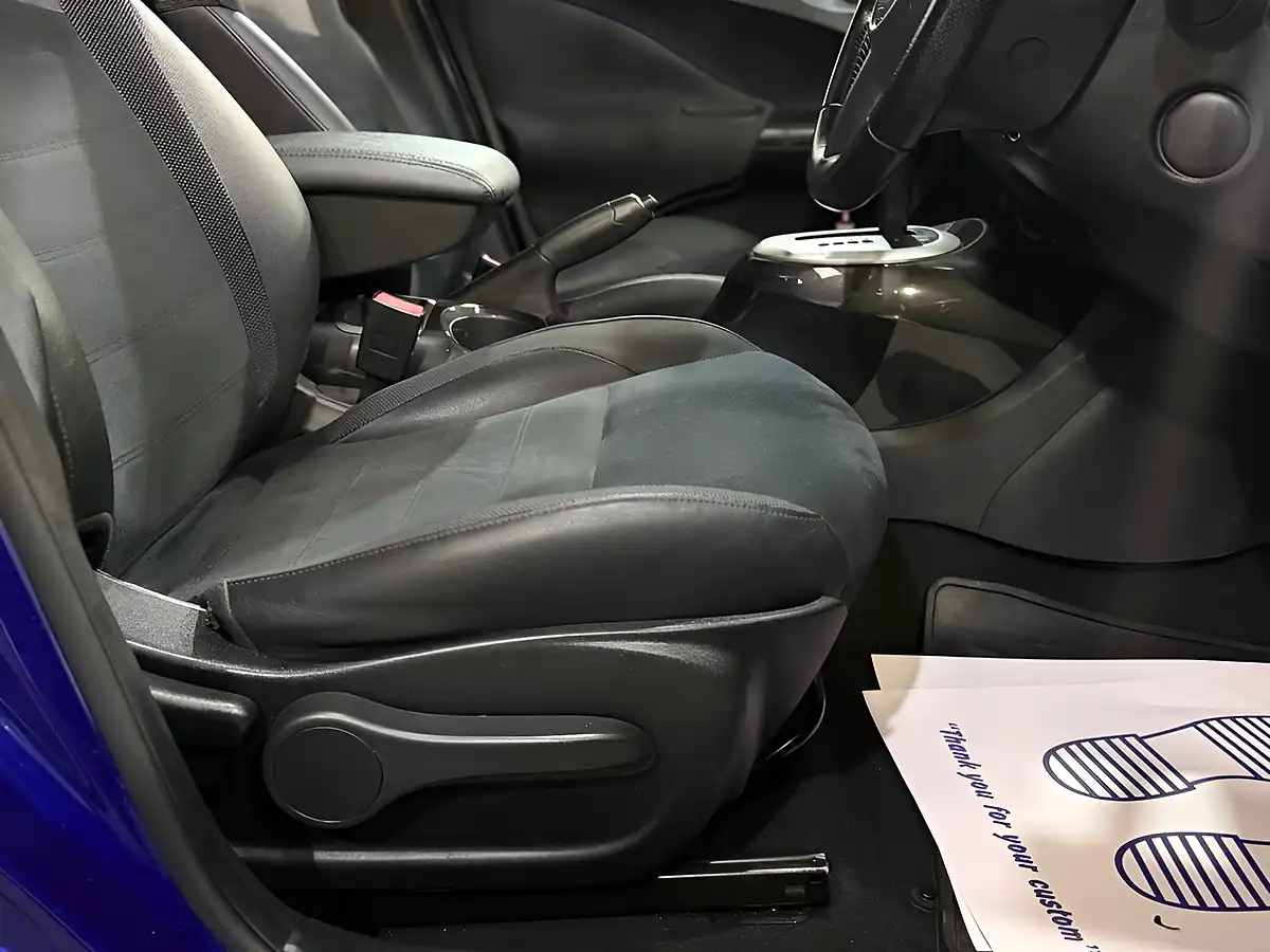 Used 2017 Nissan Juke N-Connecta Blue - Interior and Exterior details 16