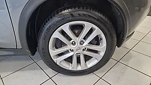 Used 2017 Nissan Juke N-Connecta Grey - Interior and Exterior details 14