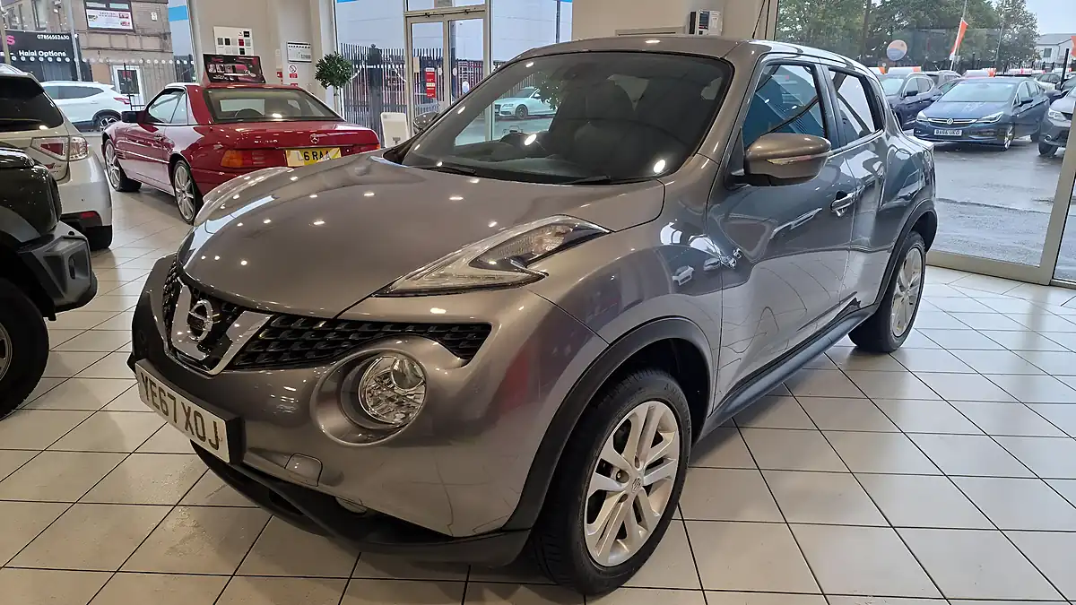 Used 2017 Nissan Juke N-Connecta Grey - Interior and Exterior details 3