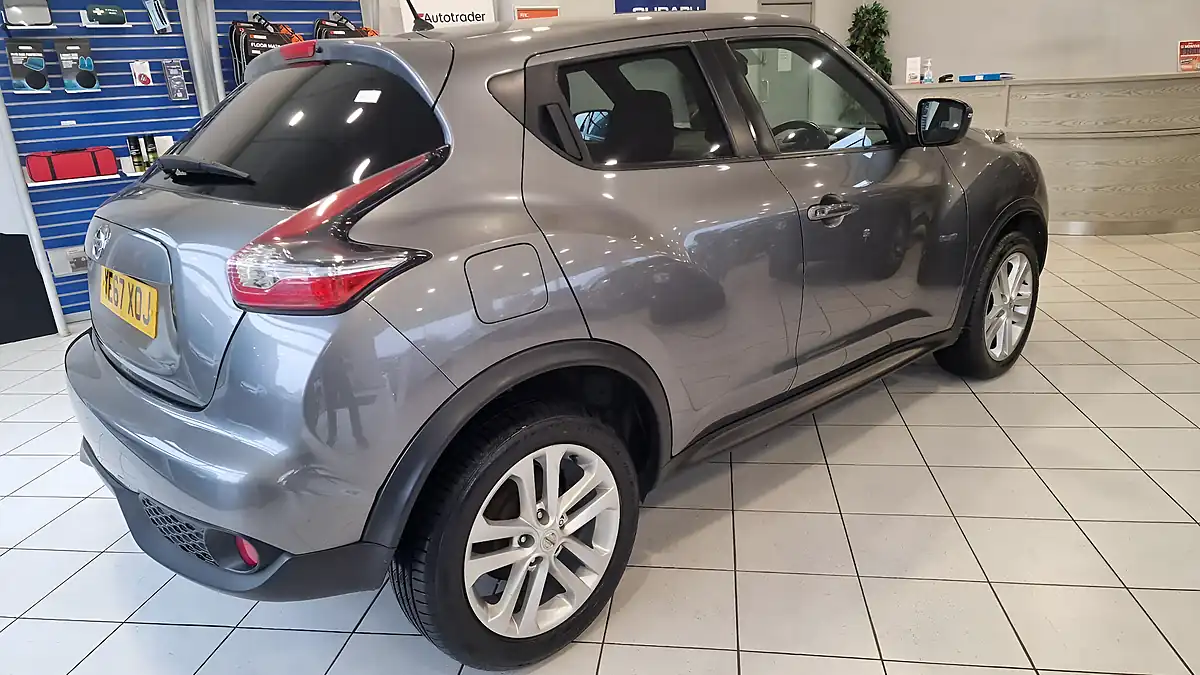 Used 2017 Nissan Juke N-Connecta Grey - Interior and Exterior details 5