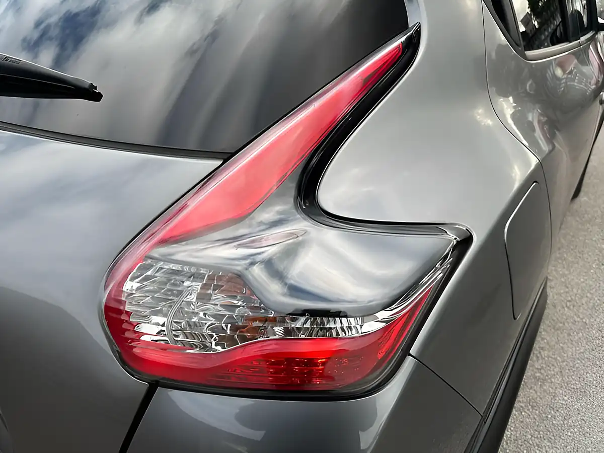 Used 2017 Nissan Juke N-Connecta Grey - Interior and Exterior details 10
