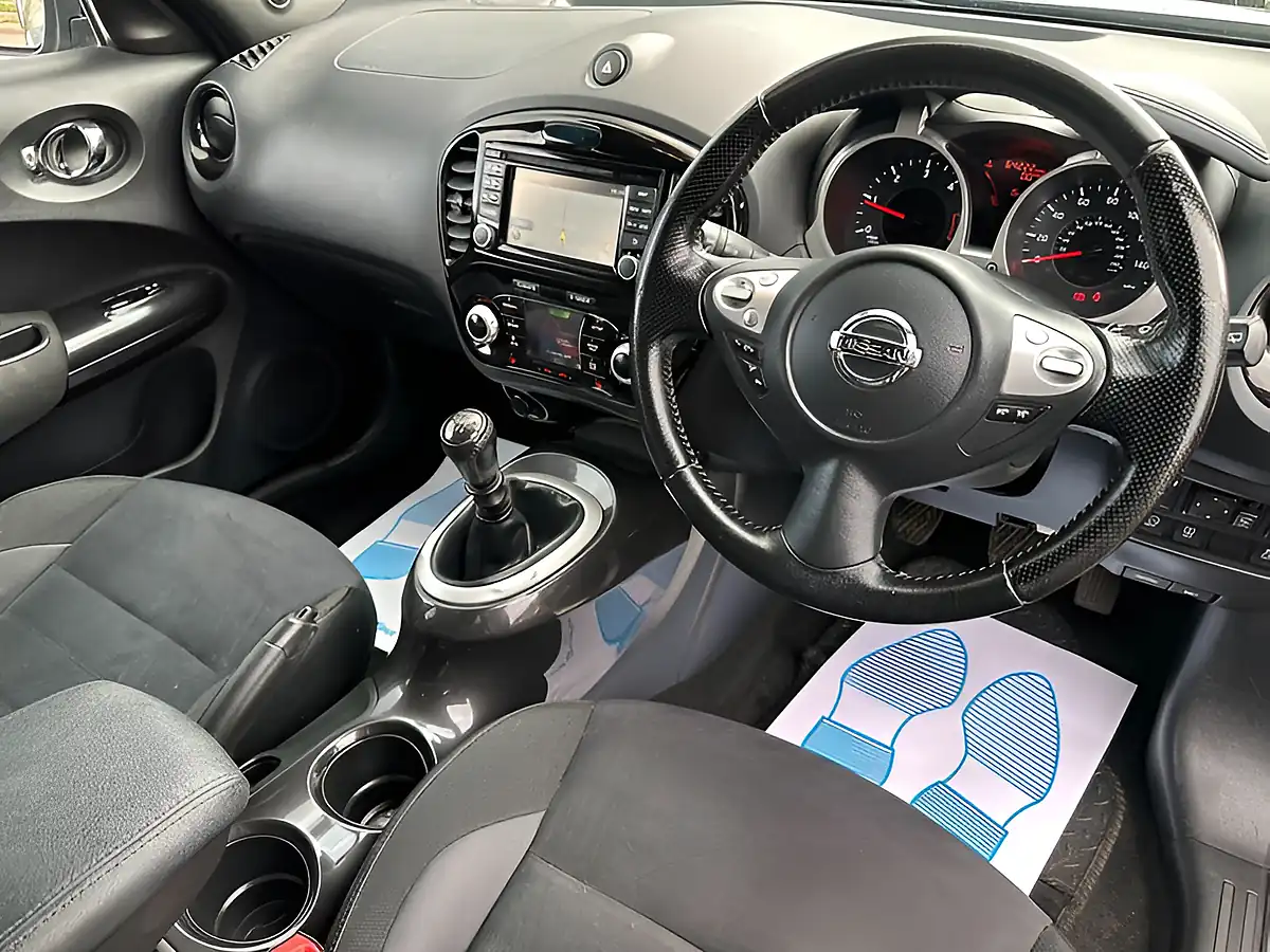Used 2017 Nissan Juke N-Connecta Grey - Interior and Exterior details 2
