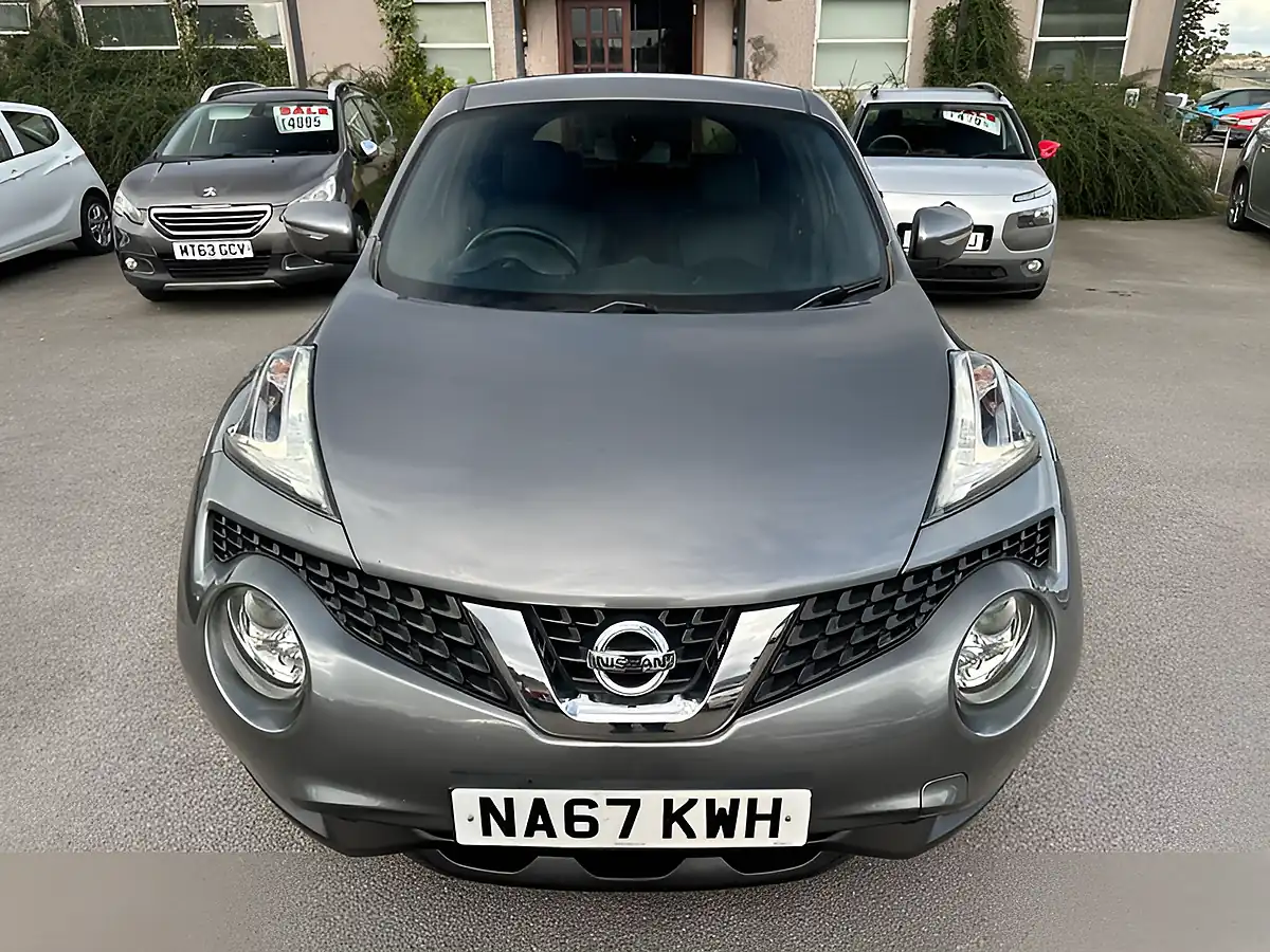 Used 2017 Nissan Juke N-Connecta Grey - Interior and Exterior details 4
