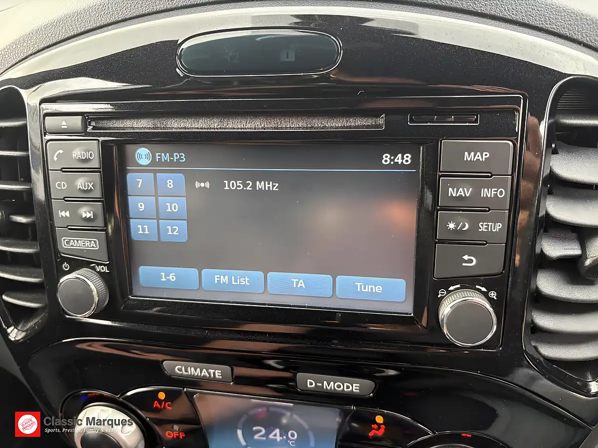 Used 2017 Nissan Juke N-Connecta Grey - Interior and Exterior details 16