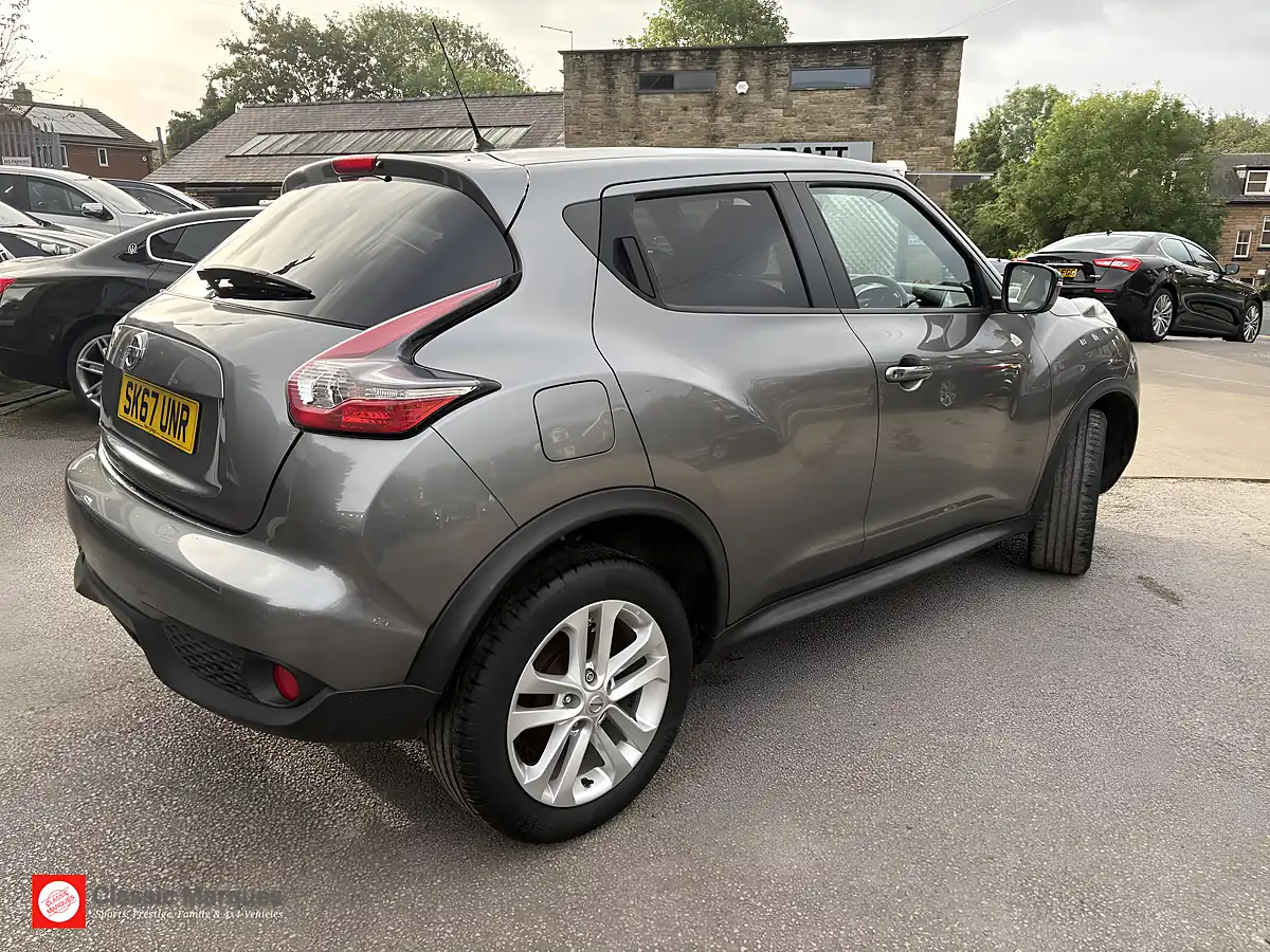 Used 2017 Nissan Juke N-Connecta Grey - Interior and Exterior details 3